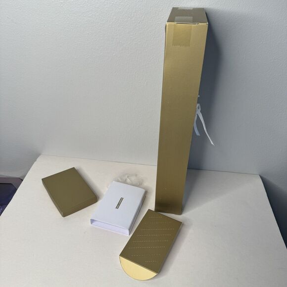 East 59th Street St Integrity Toys Empty Box Lid Storage Replacement IT White - Picture 11 of 13